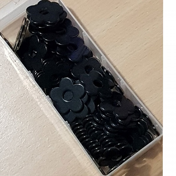 Fleur Synth&eacute;tique 27 mm Noir