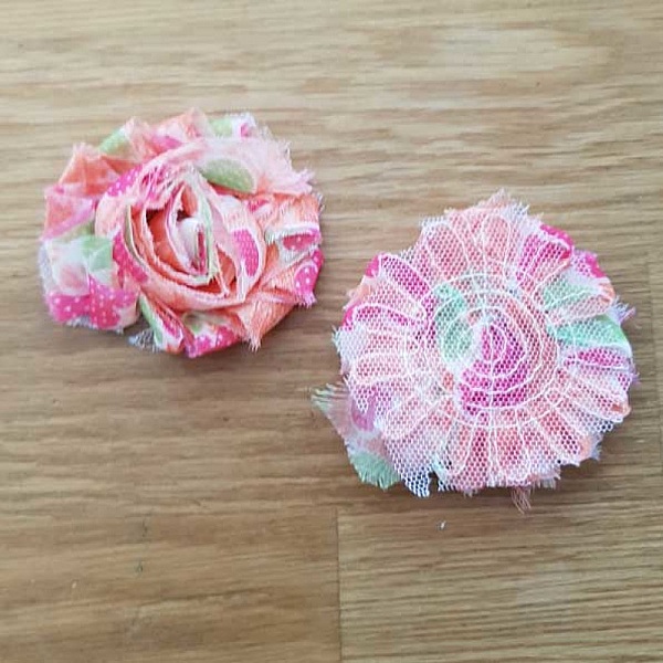 Fleur Tissus effiloch&eacute;e Fantaisie N&deg;17