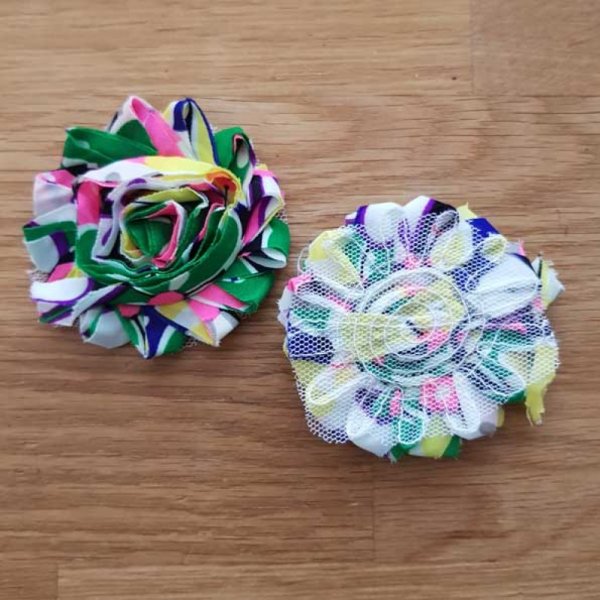 Fleur Tissus effiloch&eacute;e Fantaisie N&deg;26