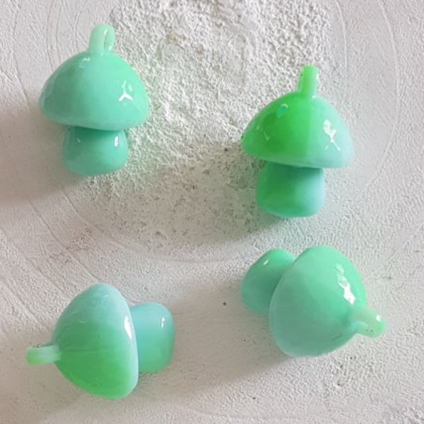 Pendentif Champignon bi-couleur N&deg;07
