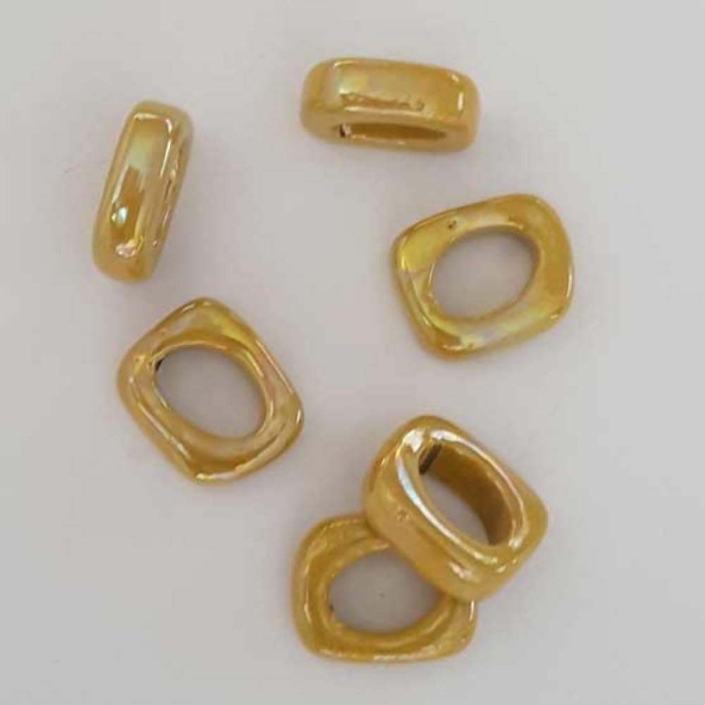 Perle céramique passe cuir ovale 18 mm Jaune Nacre