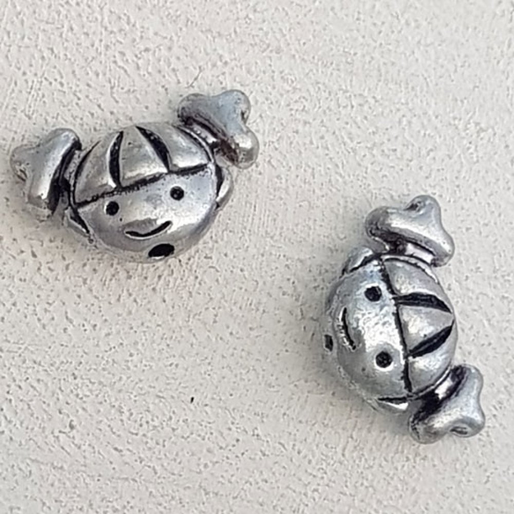Perle métal Fille 3D argent N°01