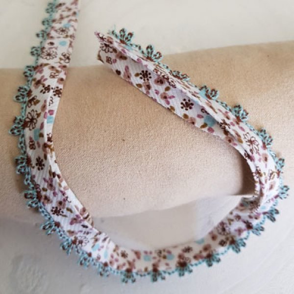 Ruban Biais Multi-Fleurs et Dentelle N&deg;02