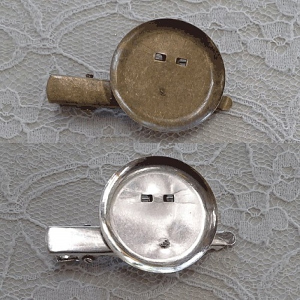 Support broche plateau - Couleur Argent 45 mm x 8 mm.