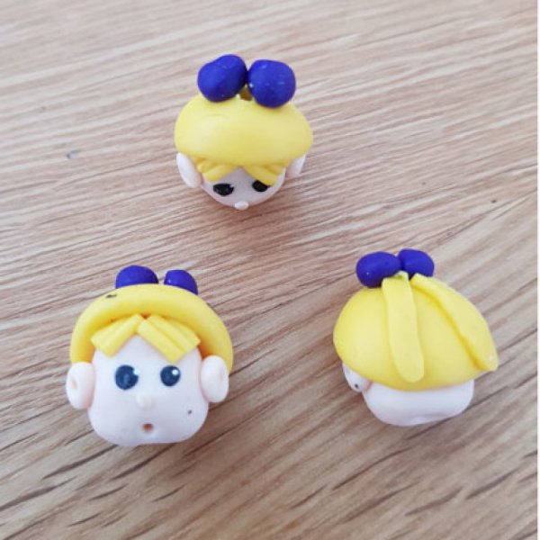 T&ecirc;te polym&egrave;re N&deg;02