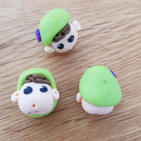 T&ecirc;te polym&egrave;re N&deg;03