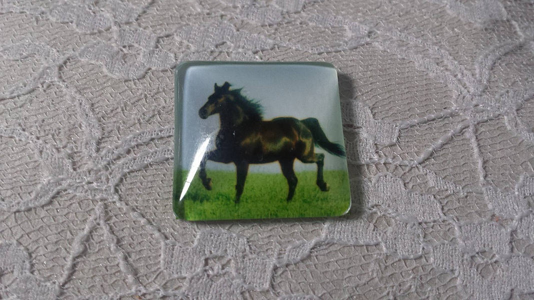 cabochon carr&eacute; en verre 30mm 018 