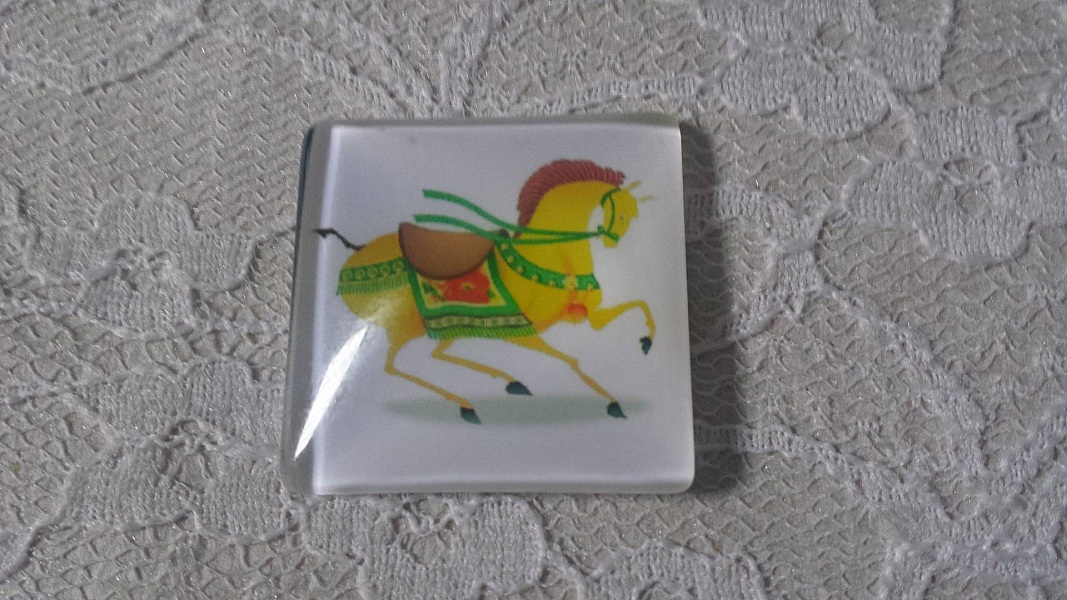 cabochon carr&eacute; en verre 30mm 004 