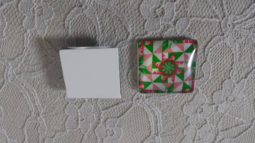 cabochon carr&eacute; en verre 25mm 040 