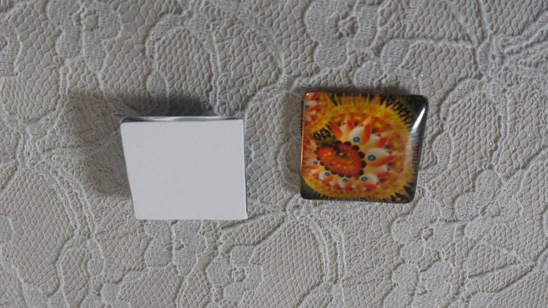 cabochon carr&eacute; en verre 25mm 036 