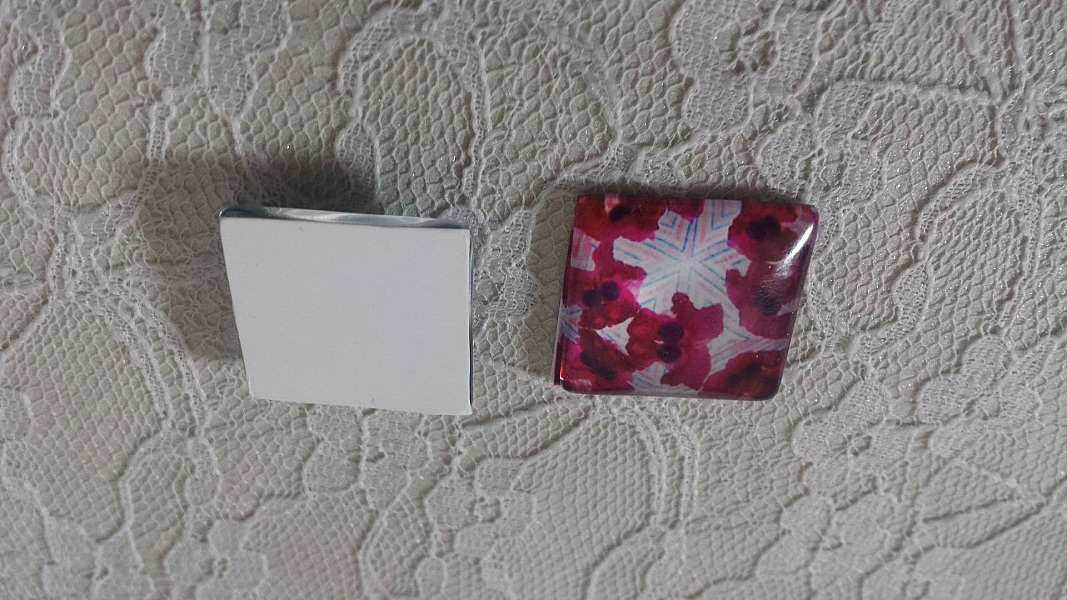 cabochon carr&eacute; en verre 25mm 029 