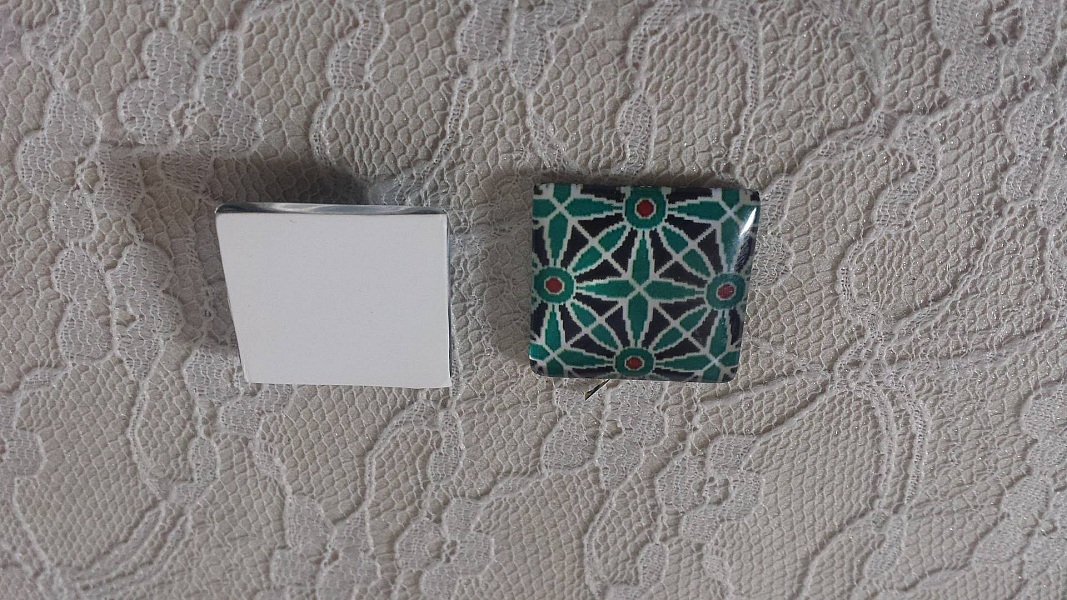 cabochon carr&eacute; en verre 25mm 003 