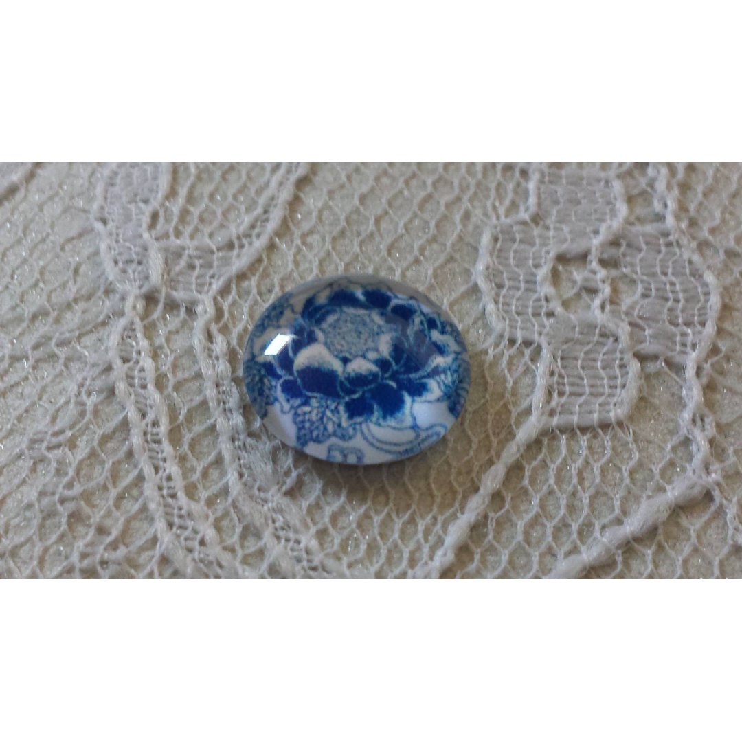 cabochon rond en verre 12mm fleur bleu 034 