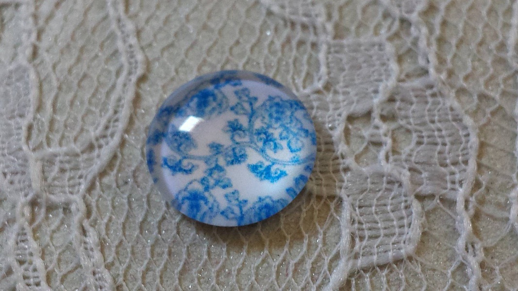 cabochon rond en verre 12mm fleur bleu 006 