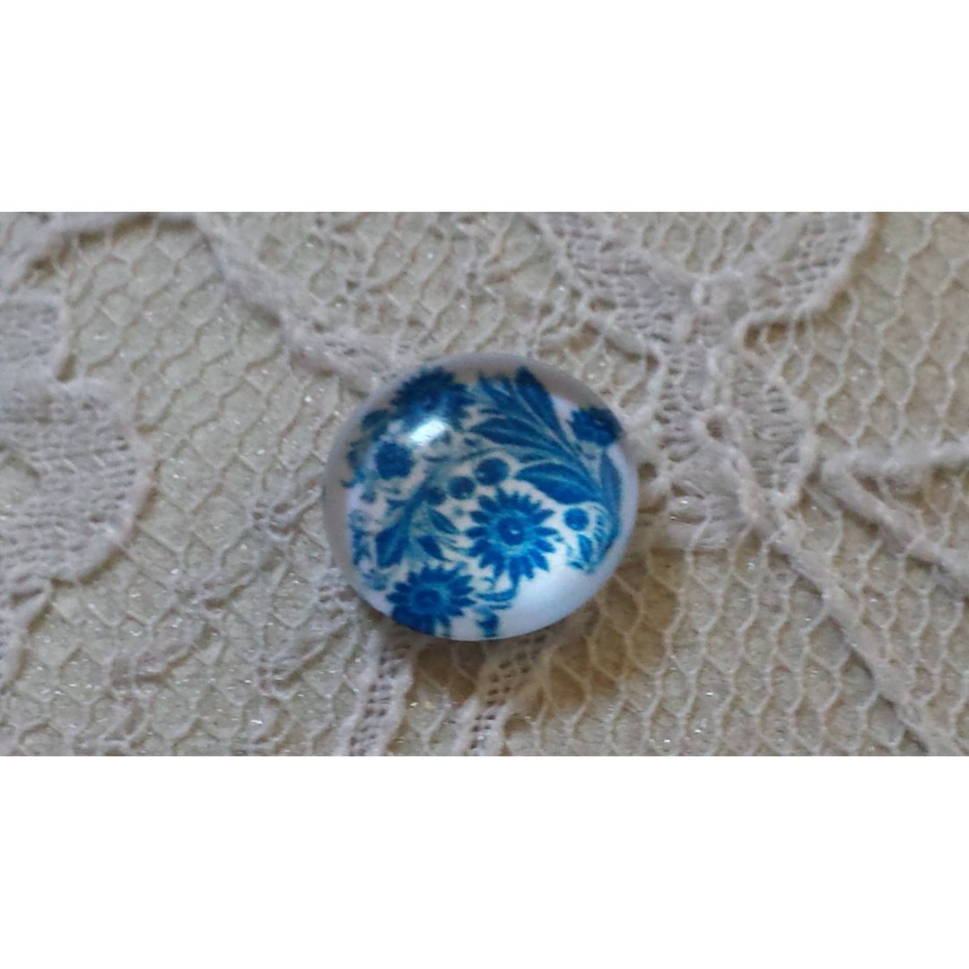 cabochon rond en verre 12mm fleur bleu 001 