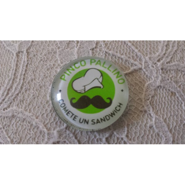 cabochon rond en verre 25mm moustache 038 
