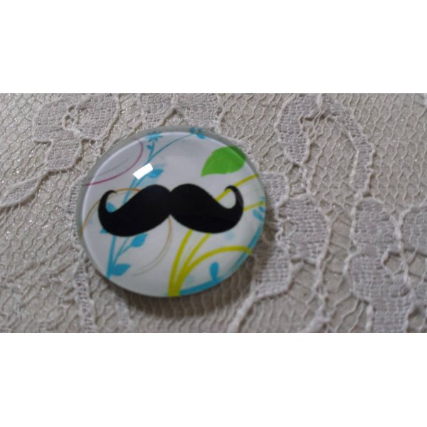 cabochon rond en verre 25mm moustache 031 