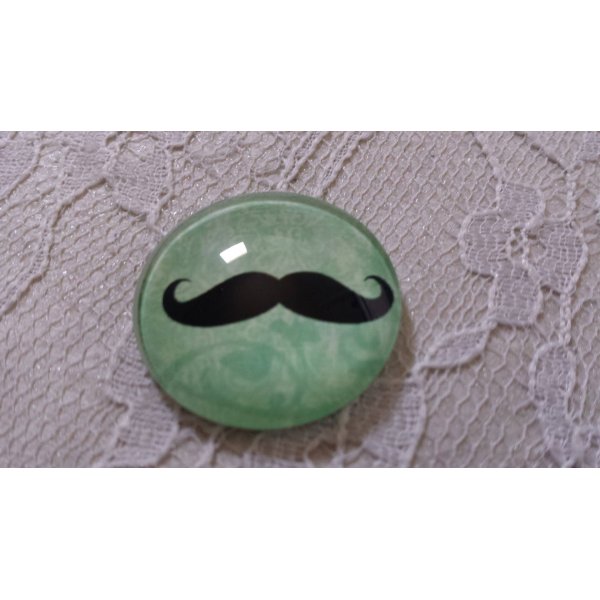 cabochon rond en verre 25mm moustache 024 