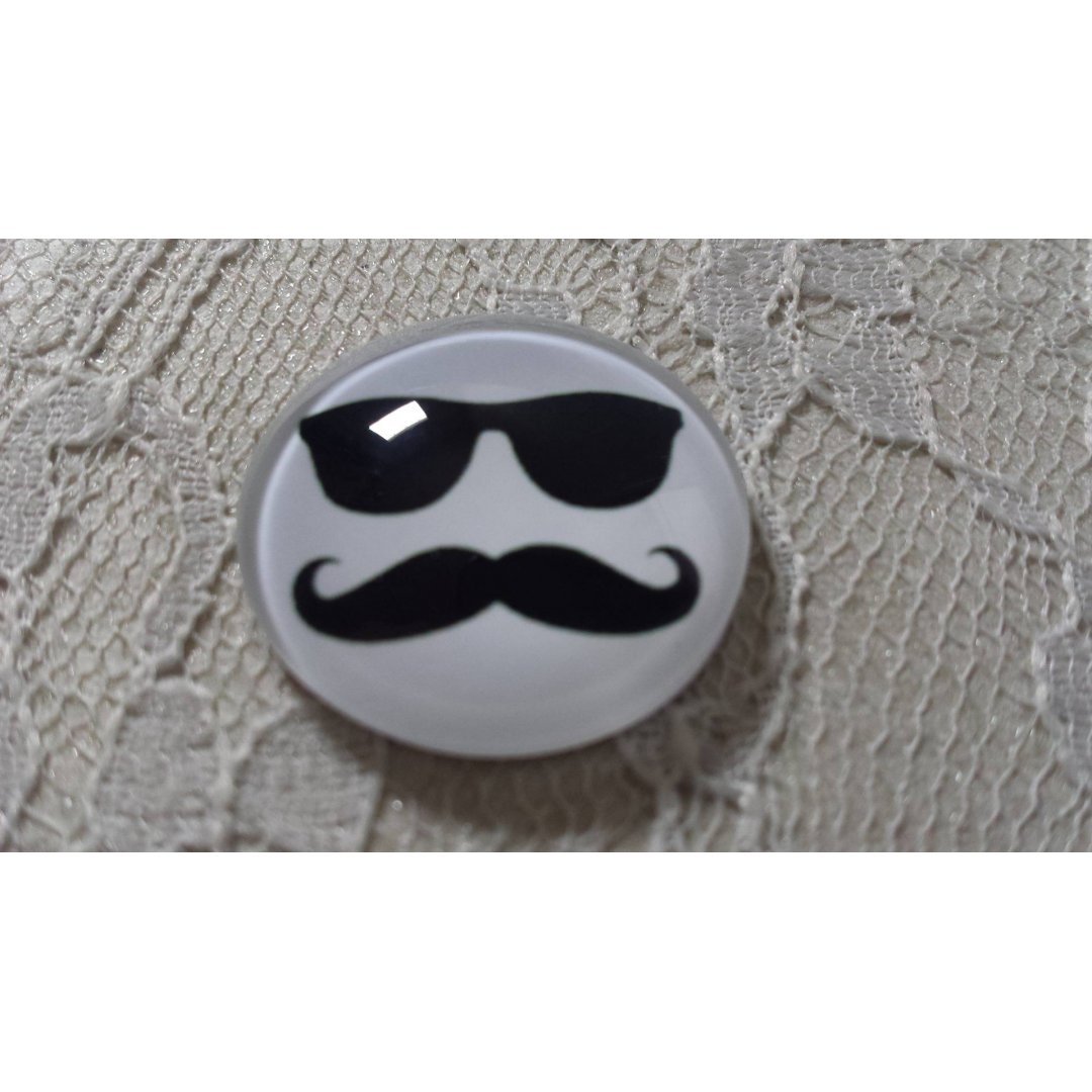 cabochon rond en verre 25mm moustache 012 