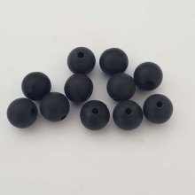 Perle ronde plastique mat noir 10 mm N°002
