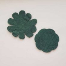 Jolie petite fleur en Feutrine 50 mm et 60 mm N°16-14 x 2 pièces