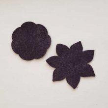 Jolie petite fleur en Feutrine 50 mm et 60 mm N°17-03 x 2 pièces