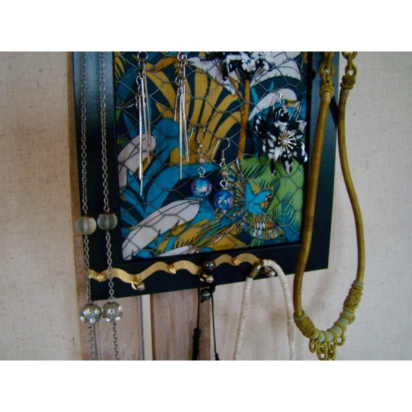 Cadre porte bijoux upcyling