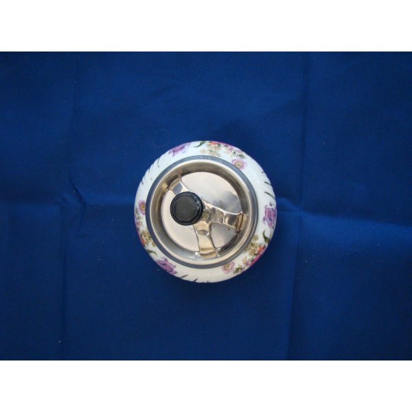 Cendrier vintage r&eacute;nov&eacute; 