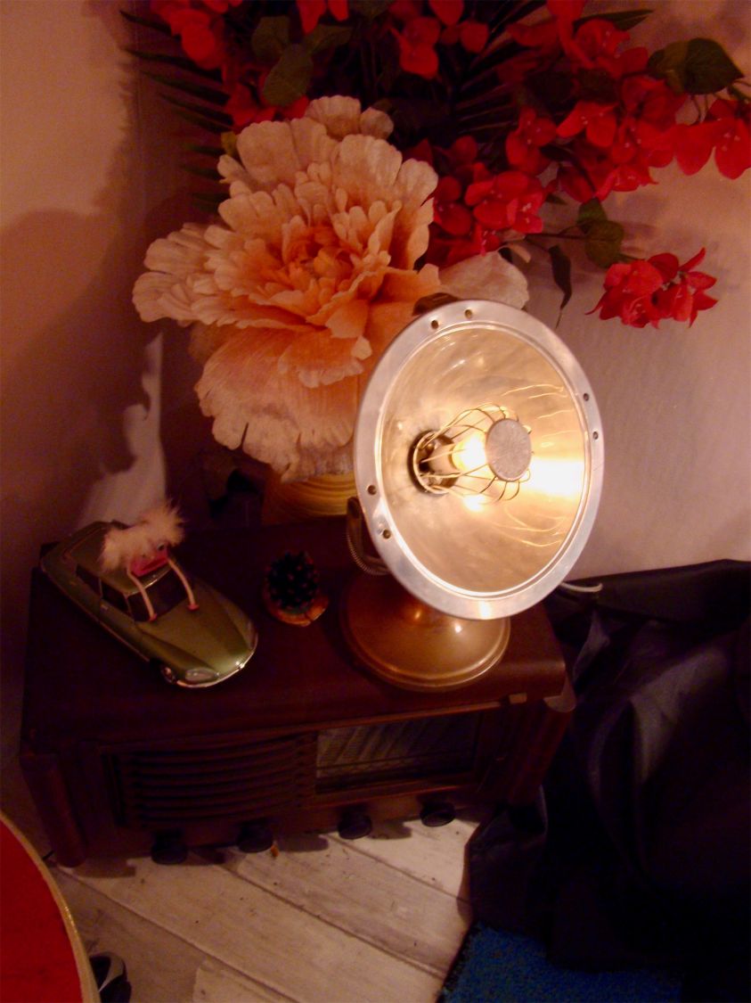 Lampe ancien chauffage CALORS 