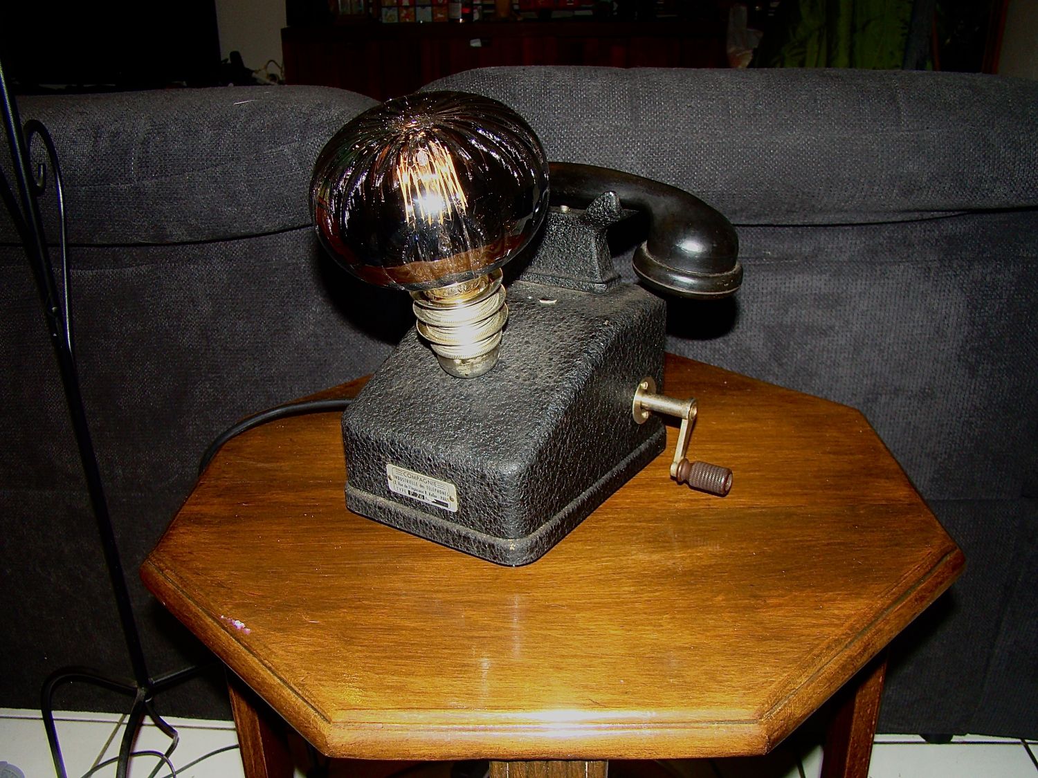 Lampe téléphone rétro steampunk