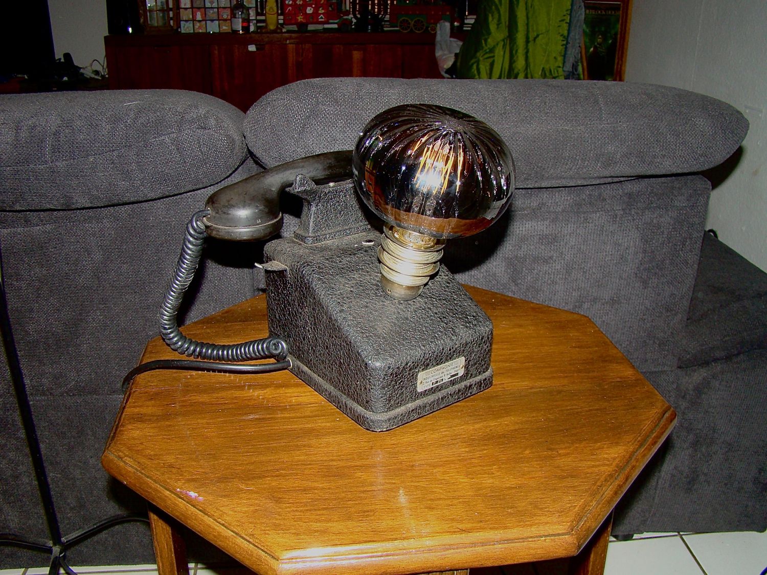Lampe téléphone rétro steampunk