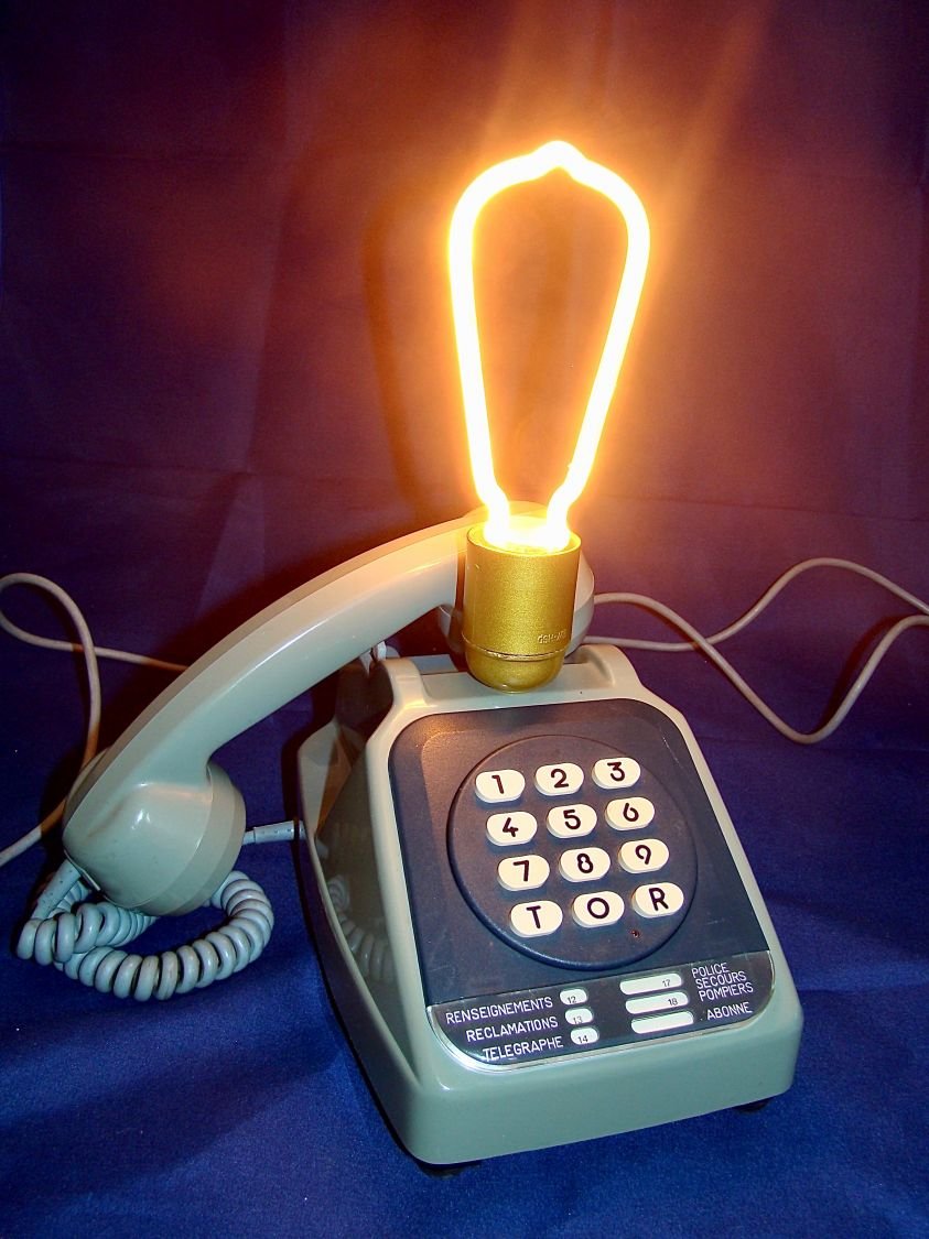 lampe téléphone blue néon style 80' 