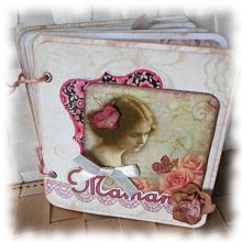 Mini album, grimoire Rétro "Maman" aux fleurs romantiques shabby rose et beige
