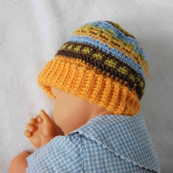 Bonnet jacquard enfant crocheté main jaune, marron, vert et bleu ciel