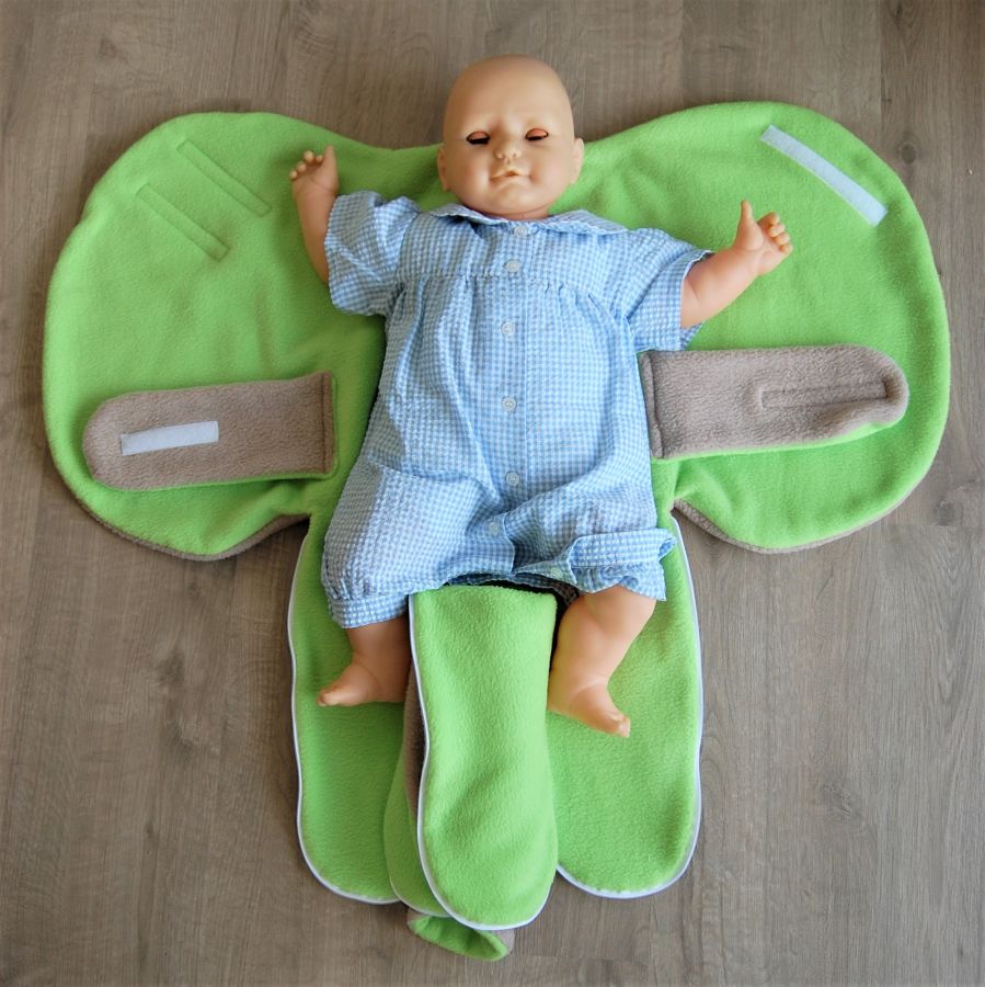 Couverture pour bébé en polaire marron clair et vert anis, pour le cosy, la nacelle, la
