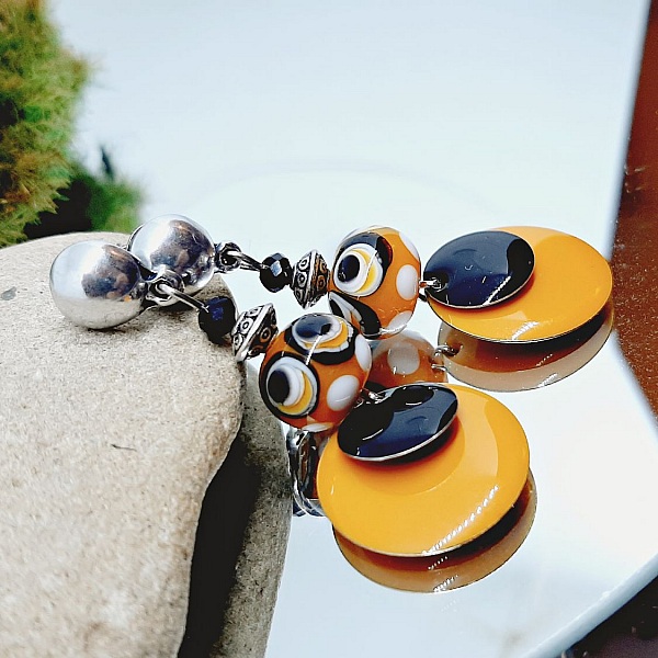 boucles oreilles magnifique jaune d'or et noir id&eacute;al tenue luminseuse hiver