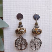 boucles d'oreille perle rakue en verre filé et pendentif symbole arbre de vie en métal argenté