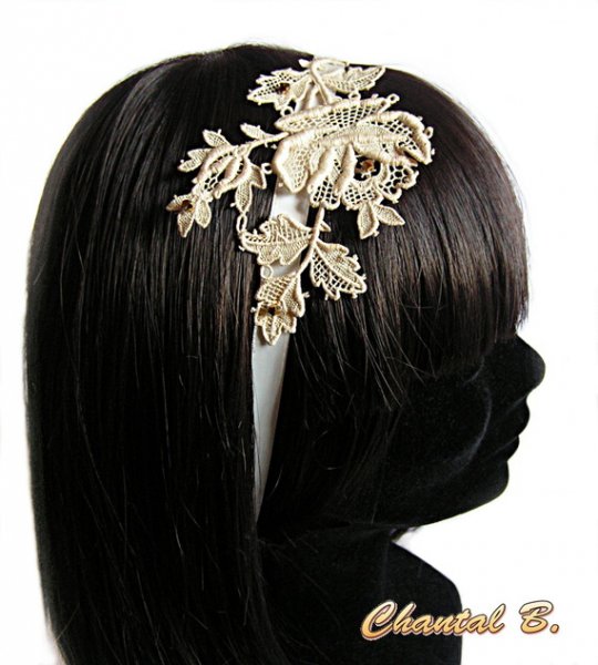 bandeau cheveux mariage ivoire dentelle headband Mélissa rose en guipure ivoire rebrodée de perles or