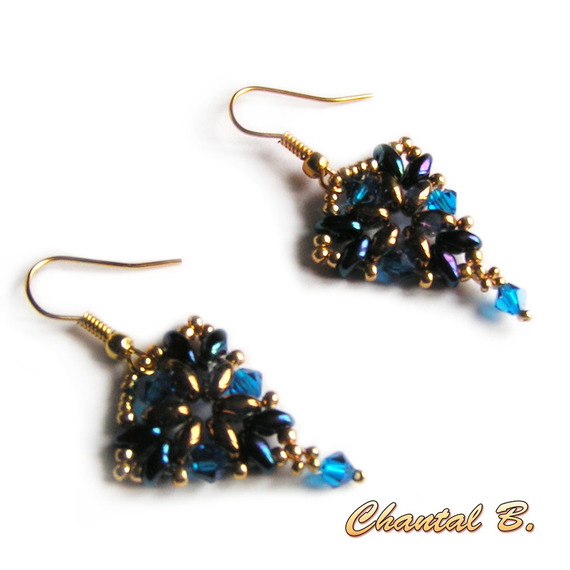 boucles d'oreilles triangle perles cristal Swarovski bleu et bronze doré