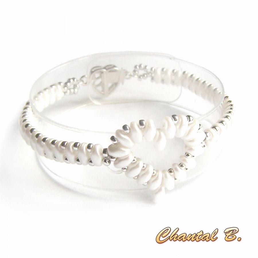 bracelet mariage cérémonie perles tissés coeur de perles blanches nacrées et argent soirée