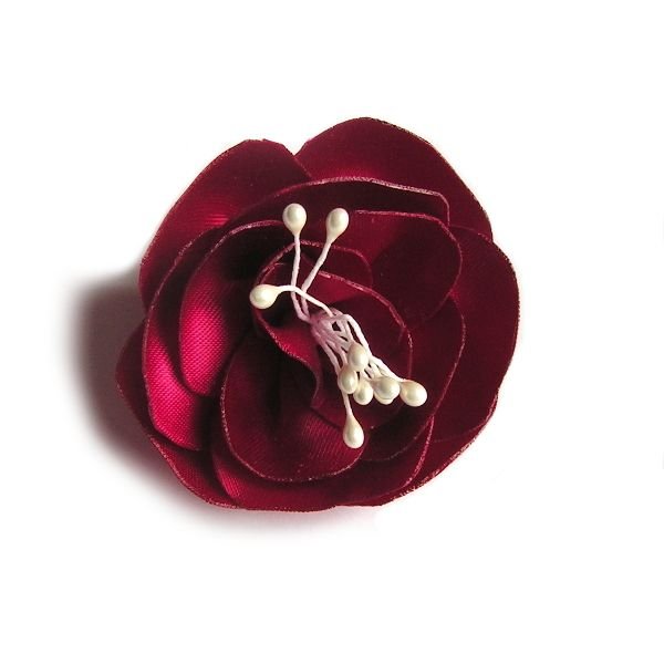 fleur de satin rose fuchsia et pistils faite main pour accessoire mariage