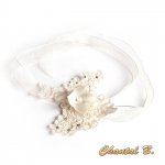 Bracelet dentelle ivoire fleur de soie et strass manchette de mariage