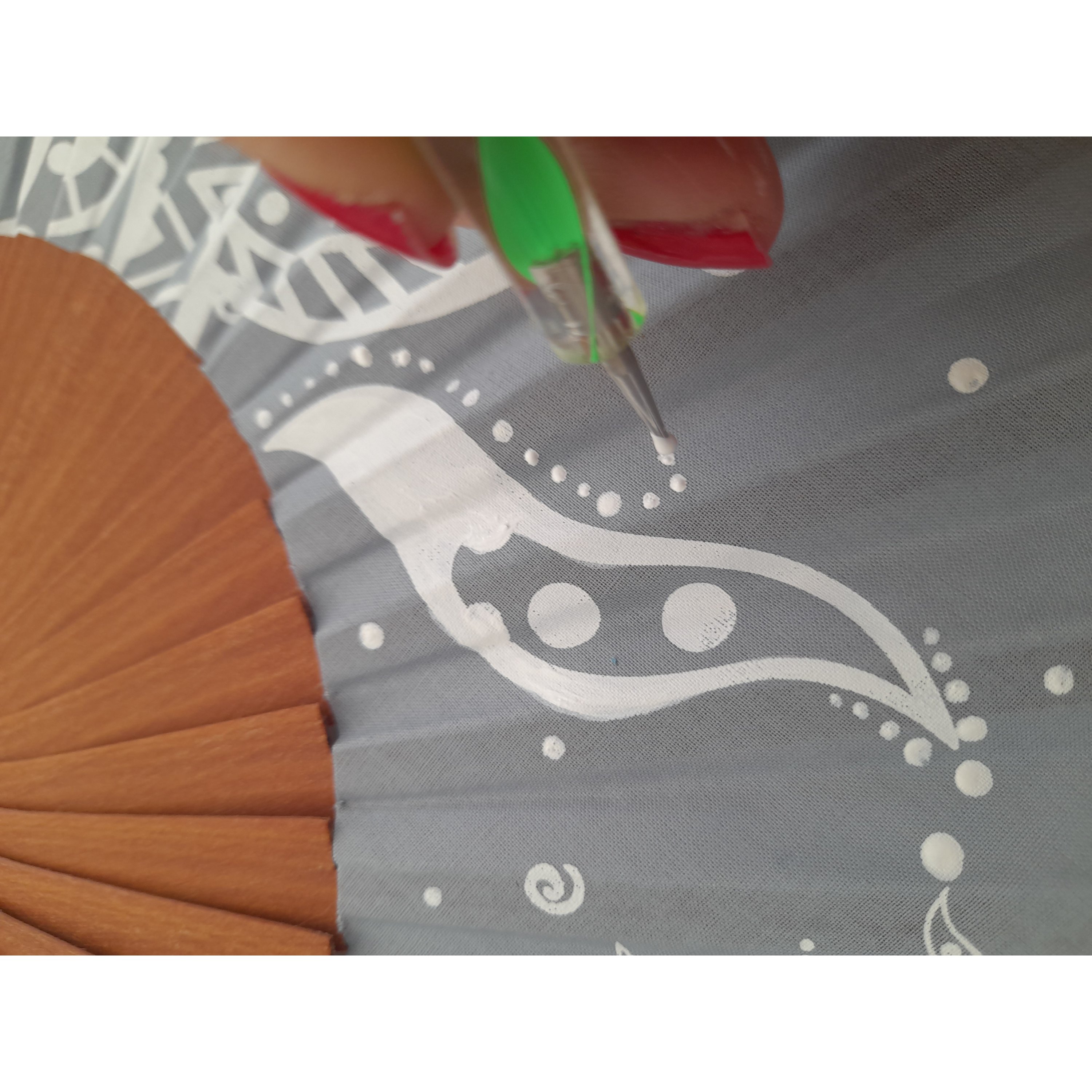 Eventail en coton peint á la main " Bora Bora"