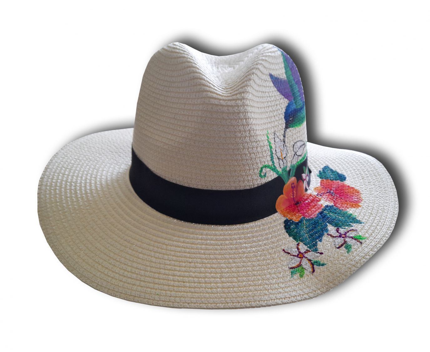 Un joli chapeau style Panama en paille enduite pour une meilleure protection