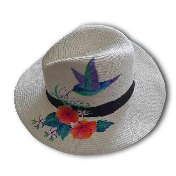 Un joli chapeau style Panama en paille enduite pour une meilleure protection