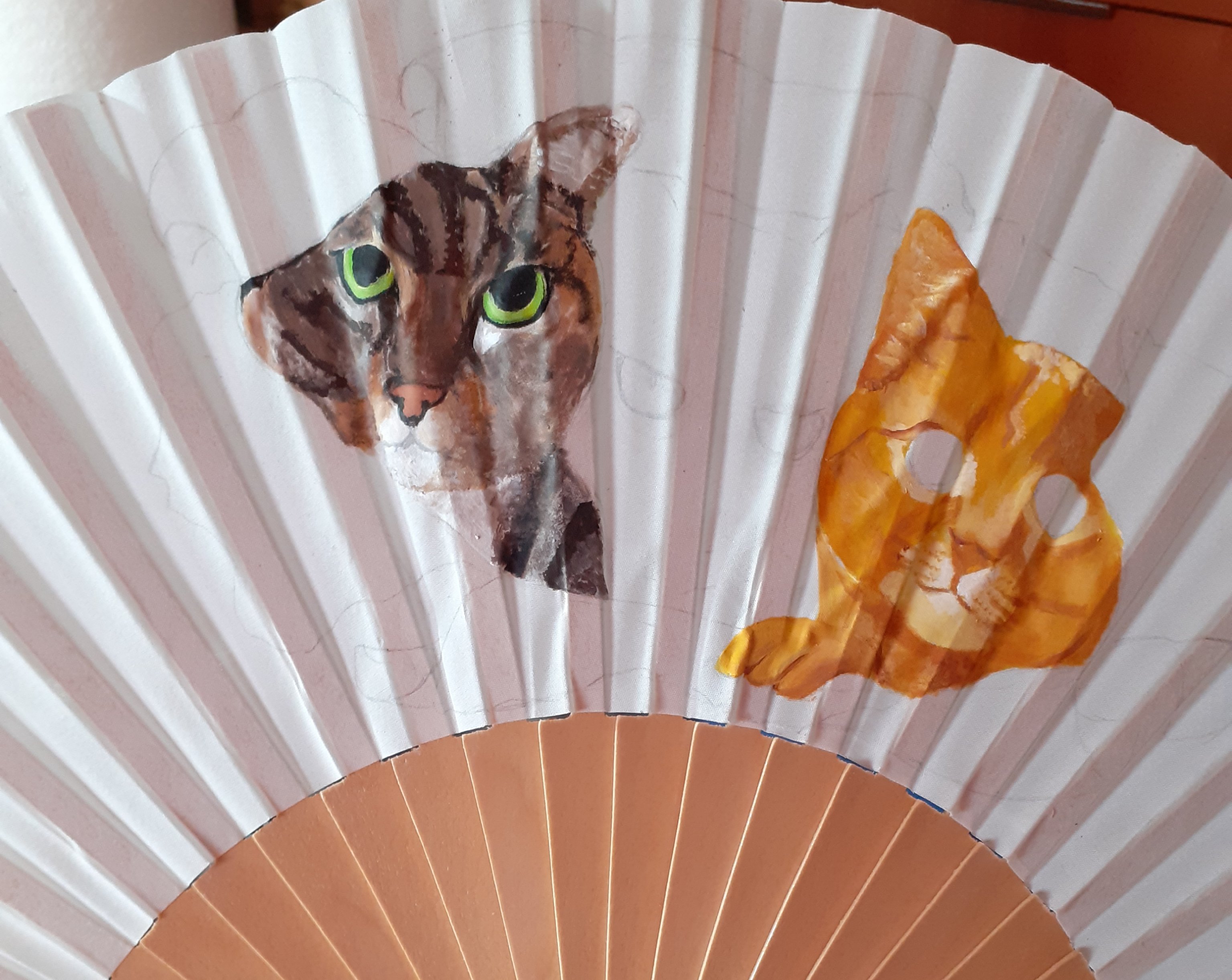 Une photo, votre &eacute;ventail, celui l&agrave; est en soie