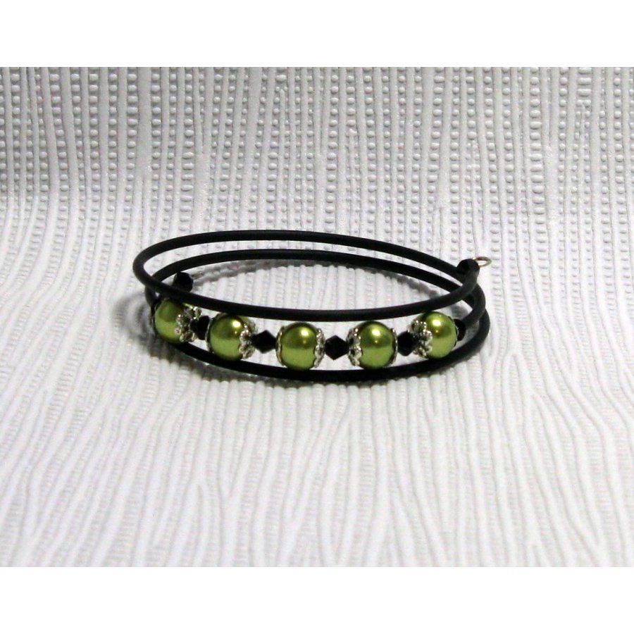 bracelet manchette nacré vert anis et noir