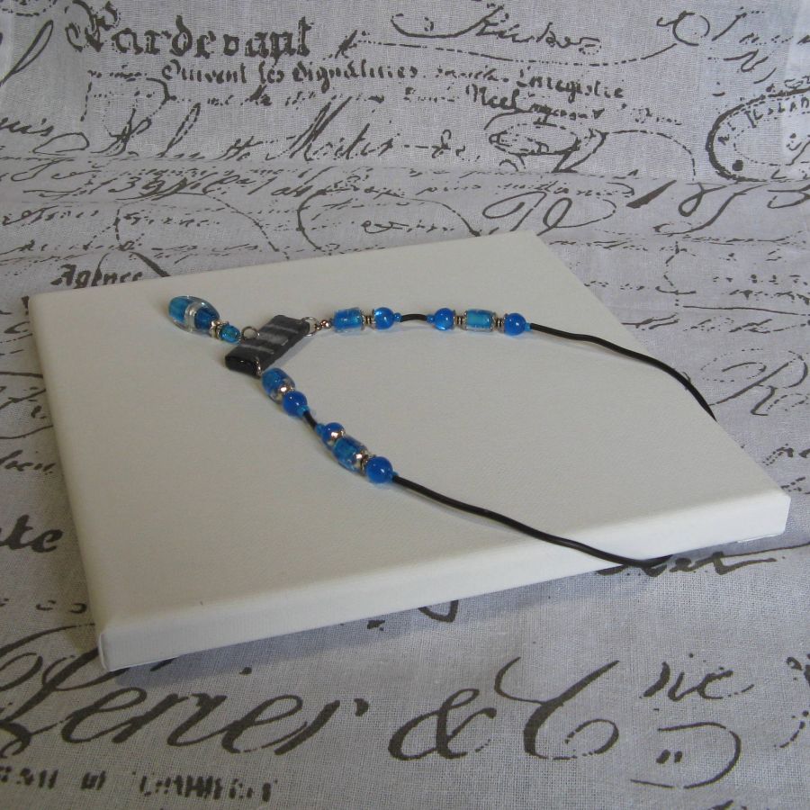 Collier pour Femme en Ardoise et Perles Bleues Création Artisanale Unique