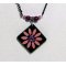 collier pendentif fleur émaillée rose sur chaine noire