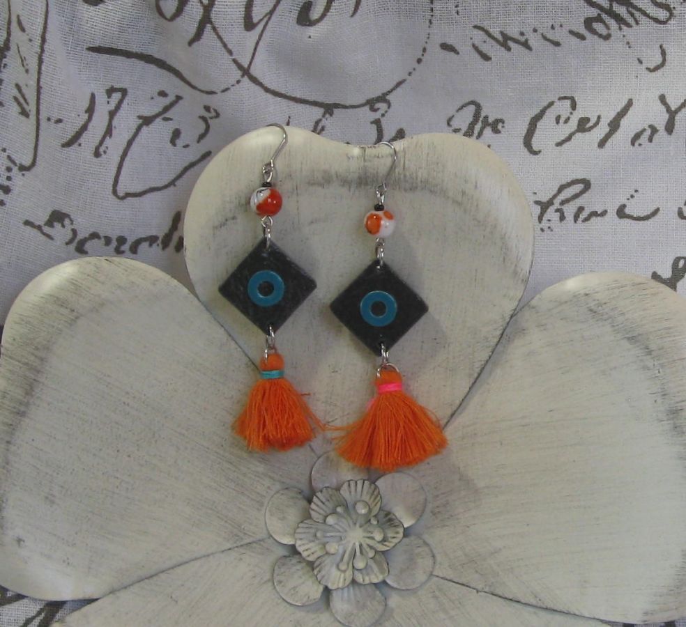 Grandes boucles d'oreilles en Ardoise et Pompon Orange et Bleu, Création Unique